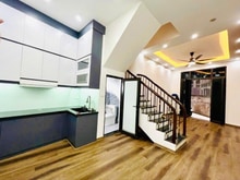 Hình ảnh Bán nhà phố Tôn Đức Thắng - Ngõ Thông Phong 41m2 , Mt 3.5m - 9,2 tỷ