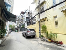 Hình ảnh Hẻm 8m , Ngang 6m Dài 18m đường 3 Tháng 2 Q10 Nhà đẹp 4Tầng Chỉ 25,5Tỷ