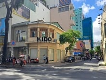 Hình ảnh NHÀ HÓT - Góc 2MT 49B Nguyễn Trãi, Q1. Dt: 5x20m, Kc: Trệt 1 lầu