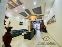 Hình ảnh Cho THUÊ nhà nguyên căn 1T4L full nội thất có thang máy ngay cv 30/4