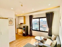 Hình ảnh STUDIO VIEW KÍNH- cửa sổ- đi bộ Ngoại Thương
