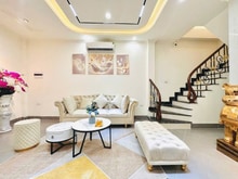 Hình ảnh Bán nhà phố Thịnh Quang , 7 tầng thang máy , 40m2 , Mt 5.5m , 15,2 tỷ