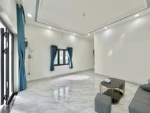 Hình ảnh " Nhà Mới Xây Khu Dĩ An - Rộng 108m2 - Có Sân Riêng - Gần chợ Dĩ An "