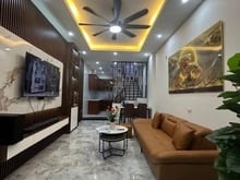 Hình ảnh NHÀ ĐẸP – DÂN XÂY, Phố Nguyễn Trãi, gần Phố, 40m2, 5 Tầng, 10.4 Tỷ.
