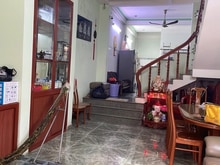 Hình ảnh Lạc Long Quân hẻm nhựa 7m - 4.8m x 14m - 4 tầng chỉ 9.5 tỷ