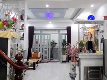 Hình ảnh Chính chủ bán nhà 1 lầu hẻm 625 Trần Xuân Soạn, Tân Hưng, Quận 7
