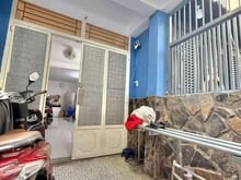Hình ảnh Chỉ hơn 3 tỷ - 3 tầng BTCT sát chợ Tân Bình, 42m, có 3PN vào ở ngay!