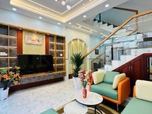 Hình ảnh 3 tầng mới sang xịn mịn - Vị trí tuyệt vời - Trần Xuân Soạn - 6.2 tỷ