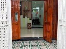 Hình ảnh Nhà tx25 quận 12 DT 4x15m 2 lầu 3pn.2wc Giá 9tr có nội thất hẻm xe  hơ