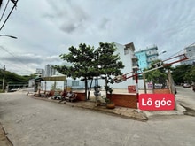 Hình ảnh Hiếm• Đất Góc 2 Mặt Tiền• Làng Đại Học ABC 326m2 (20x19)m• Xây 7 Tầng