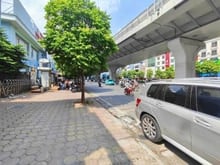 Hình ảnh Bán mặt phố Trường Chinh- Lô góc- Vỉa hè- Kinh doanh- 188m- 3tầng- 5Tỷ