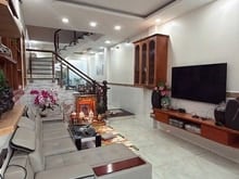 Hình ảnh Bán nhà đúc 4 tầng hẻm 5m giáp Gò Vấp. Gía nhỉnh 6 tỷ