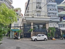 Hình ảnh Ô TÔ 7 CHỖ ĐẬU TRONG NHÀ Lê Văn Sỹ Quận 3 4 X 15m 4 tầng sân thượng