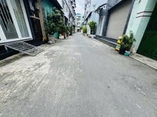Hình ảnh Nhà mới Lý Thánh Tông Tô Hiệu Tân Phú - 5 tầng - Hẻm xe hơi