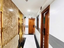 Hình ảnh Toà vừa xây xong đã lock gần hết