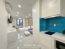 Hình ảnh Studio tone trắng dễ decor_cửa sổ thoáng_diện tích rộng_giá tốt