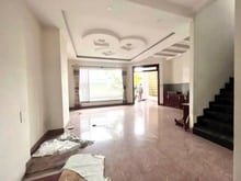 Hình ảnh Cho thuê mặt bằng 120m2 ngay Cách Mạng Tháng Tám