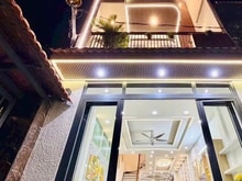 Hình ảnh Nhà 4 tầng Phường 8, Gò Vấp, sang trọng, lung linh, 70m2 chỉ hơn 8 tỷ