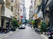 Hình ảnh NHÀ 5 tầng TÔN ĐỨC THẮNG, ĐỐNG ĐA, đi bộ 5 phút ra  QUỐC TỦ GIÁM