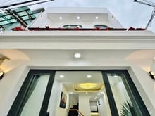 Hình ảnh Bán nhà cực êm Thái Phiên, P8, Quận 11, 2,2 tỷ, sổ riêng, đủ tiện ích