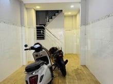 Hình ảnh Nhà cho thuê: MT Trần Bình Trọng Q5, (3.1x9m 1 Lầu suốt), kd tự do