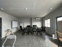 Hình ảnh Cho thuê mặt bằng rộng 160m2 (8 x 21m),245A Nguyễn Thượng Hiền,PN