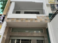 Hình ảnh Cho thuê nhà mặt tiền đường lớn khu Hưng Gia có thang máy, Phú Mỹ Hưng