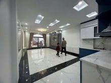 Hình ảnh cho thuê nhà ngõ 460 khương đình 55m x6T thang máy