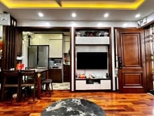 Hình ảnh Bán tập thể Thái Thịnh mặt phố , tầng thấp , diện tích rộng – 4.8 tỷ