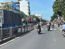 Hình ảnh CHDV 6 lầu mới ngang 7m 148m2 17PN HXT Quang Trung gần chợ HTT 24.9 tỷ