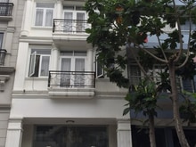Hình ảnh Khách sạn Phú Mỹ Hưng có 15 phòng, hầm, thang máy giá thuê cực tốt