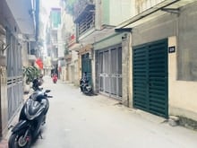 Hình ảnh Tôn Đức Thắng – Trung Tâm Đống Đa – 62 M2 – 4 Tầng – Giá 12.6 Tỷ.