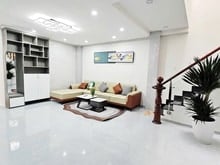 Hình ảnh Nhà xinh đón Tết 1 lầu full nội thất ngay trường ĐH Marketing, Quận 7