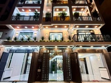 Hình ảnh Nhà Thang Máy, Có Phòng Ngủ tầng trệt, DT:4x20M, Lửng, 3Lầu, 5PN, 6VS