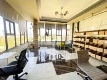 Hình ảnh GẤP nhà 5lầu có hầm T.máy ngang 18m 450m2 hẻm 10m Kha Vạn Cân 33.5 tỷ