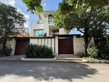 Hình ảnh Bán Biệt Thự Thảo Điền - Nhánh đường Nguyễn Văn Hưởng 350m2 - 100 tỷ