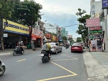 Hình ảnh Nhà MTKD đa nghề ngang 7m có hầm Lê Đức Thọ 126m2 4 lầu ngay chợ 26 tỷ
