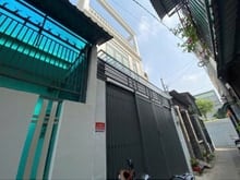 Hình ảnh Bán nhà 3 tầng full nỗi thất, hẻm ba gác thông Nguyễn Văn Quá, Quận 12