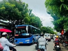 Hình ảnh Bán Đất Quận 2 cách Đường Lê Văn Thịnh 30M  Hẻm ô tô 7 chỗ ngang 16m