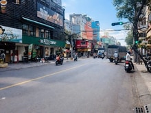 Hình ảnh NHÀ BÁN KHU BÀU CÁT – MẶT TIỀN ĐỒNG ĐEN – Đường 15m có lề - 5 tầng - 6