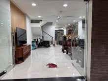 Hình ảnh Cho Thuê Nhà 6X18 3 lầu đường Tô Hiến Thành, Phường 13, Quận 10