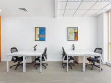 Hình ảnh Văn phòng dịch vụ nhỏ cho 2 nhân viên tại HQ Millennium Building