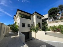 Hình ảnh Bán Villa 3 tầng Sổ riêng hẻm ô tô lớn đường An Bình thành phố Đà Lạt.