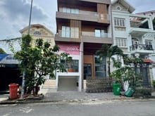 Hình ảnh Toà VP Trần Não 10x16m trống suốt có thang máy giá 100tr