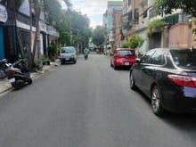 Hình ảnh Bán căn nhà mt Nguyễn Đức Thuận P.13, quận Tân Bình. DT: 4x18m.