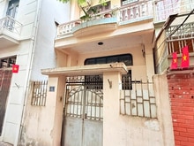 Hình ảnh Bán Nhà Cũ Phố Vương Thừa Vũ, Thanh Xuân DT 61m2,3T, MT 4m. Giá 17 tỷ