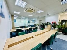 Hình ảnh Văn phòng 140m2 full nội thất tại Trương Văn Bang, Q2. Giá 45tr/th