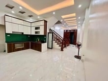 Hình ảnh Bán nhà Kim giang 38m2 x5T,dân xây,ở luôn,ngõ rộng,thoáng,giá 7.28 tỷ
