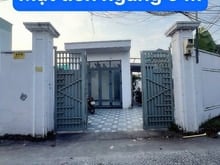 Hình ảnh Nhà 9x21m, hẻm xe hơi Song Hành vào~99m gần Chợ Hóc Môn
