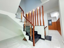 Hình ảnh Hàng hiếm hẻm xe hơi giá hạt dẻ quận 7